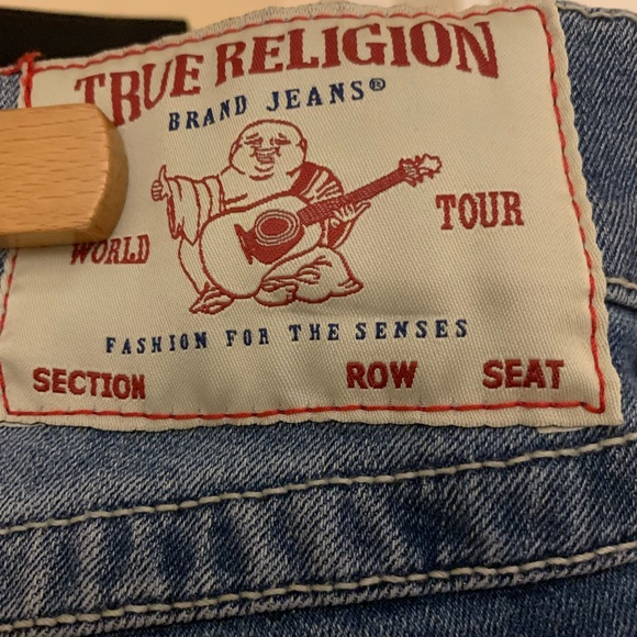 True Religion Ricky Flap Raw Edge Short - Picture 8 of 9
